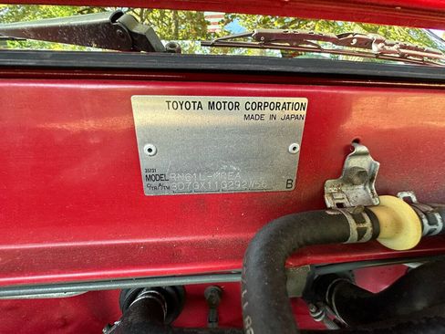 Used 1988 Toyota Pickup 4x4 Regular Cab image 37