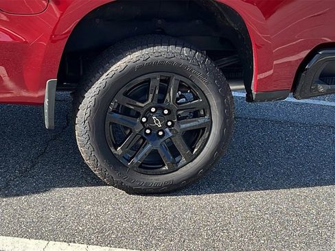 New 2025 Chevrolet Silverado 1500 LT Trail Boss w/ Convenience Package II image 9