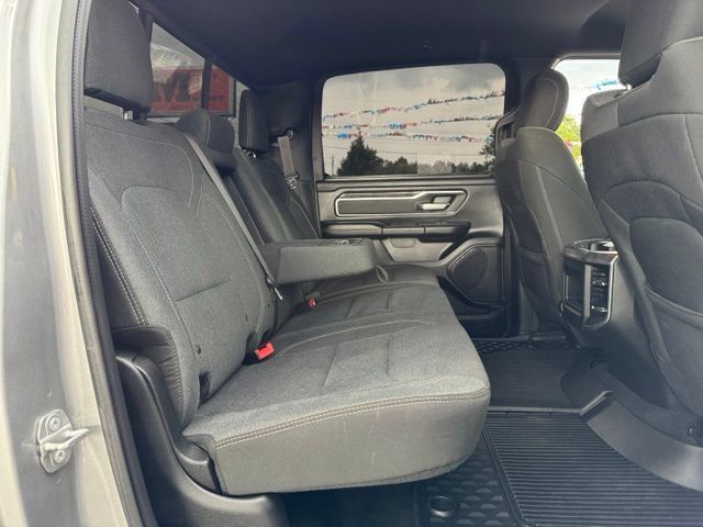 Used 2019 RAM 1500 Big Horn AWD/4WD image 17