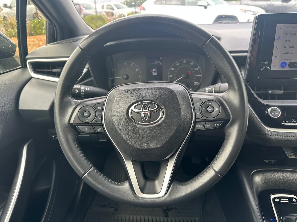 Used 2024 Toyota Corolla SE w/ SE Premium Package FWD image 19