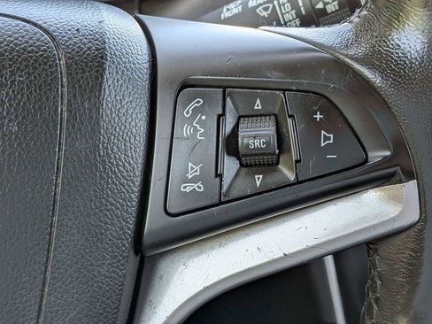 Used 2022 Chevrolet Trax LT w/ Driver Confidence Package AWD/4WD image 26