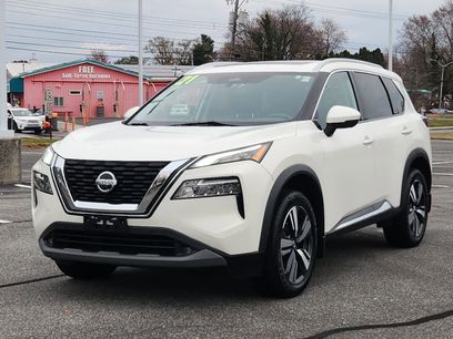 Used 2021 Nissan Rogue SL w/ Premium Package