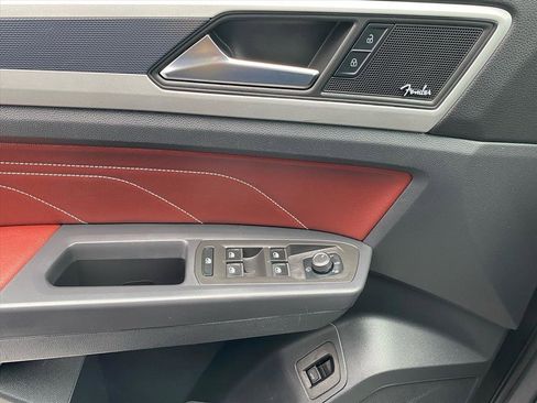 Certified 2022 Volkswagen Atlas Cross Sport SEL Premium R-Line image 21