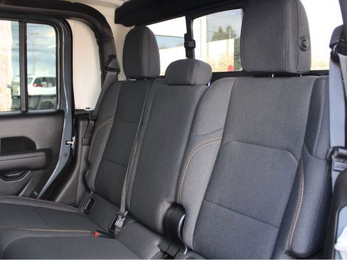 New 2026 Jeep Gladiator Sport image 34