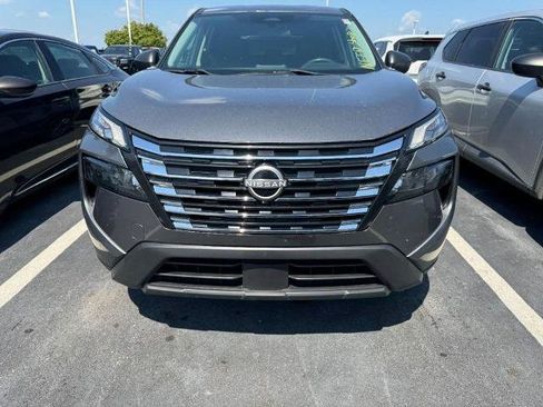 Certified 2024 Nissan Rogue S FWD image 2