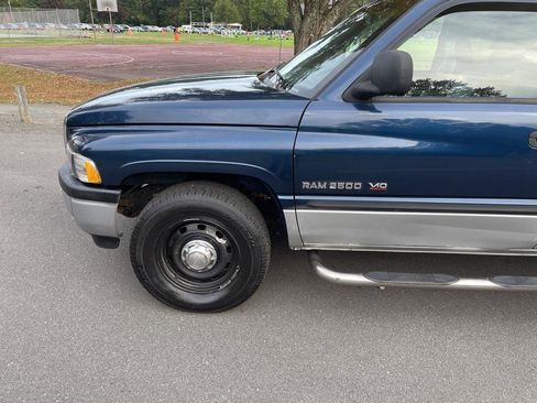 Used 2001 Dodge Ram 2500 Truck 2WD Quad Cab image 21