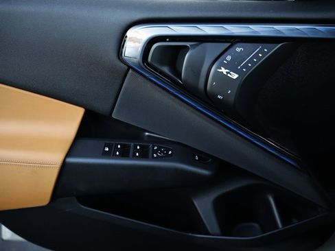 Certified 2025 BMW X3 xDrive30i w/ M Sport Package image 15