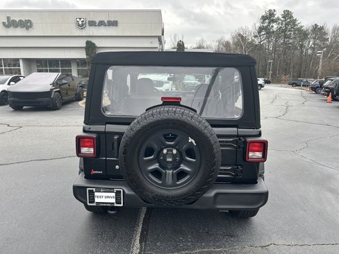 Used 2024 Jeep Wrangler Sport image 8