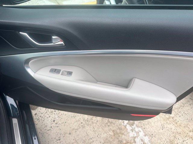 Used 2023 Genesis G70 2.0T AWD/4WD image 40