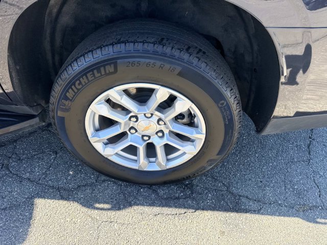 Used 2025 Chevrolet Tahoe LT AWD/4WD image 12