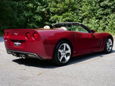 Used 2007 Chevrolet Corvette Convertible w/ Preferred Equipment Group RWD image 49