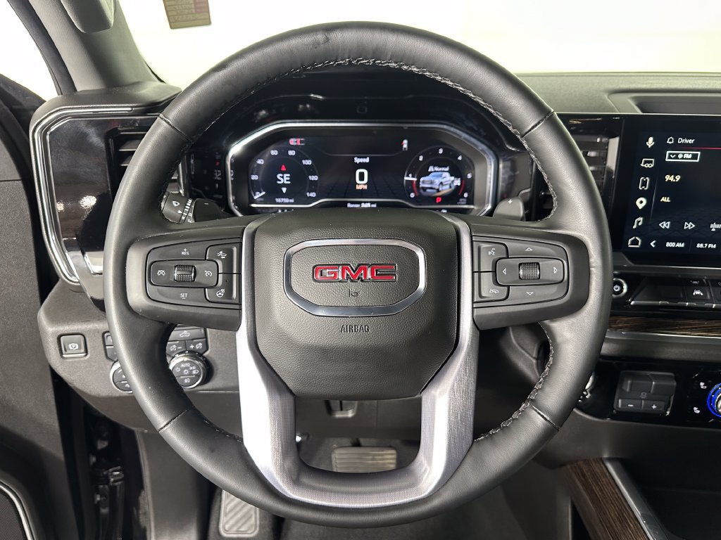 Used 2025 GMC Sierra 1500 Elevation AWD/4WD image 12