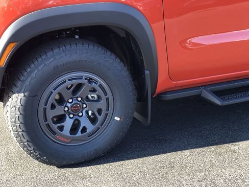 New 2026 Nissan Frontier PRO-4X w/ Pro-4x Convenience Package image 10