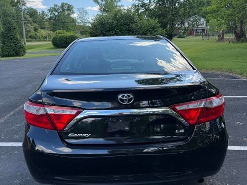Used 2016 Toyota Camry LE FWD image 6