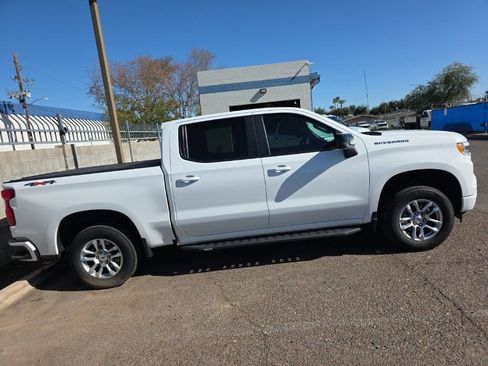Used 2024 Chevrolet Silverado 1500 RST image 4