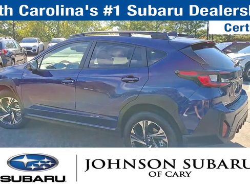 Used 2025 Subaru Crosstrek 2.0i Premium image 8