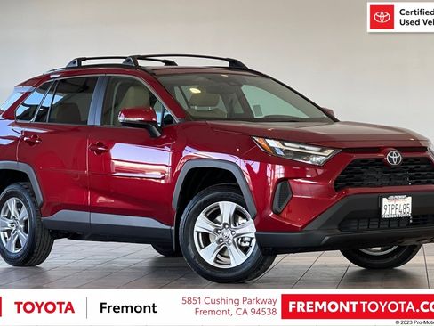 Certified 2025 Toyota RAV4 XLE image 1