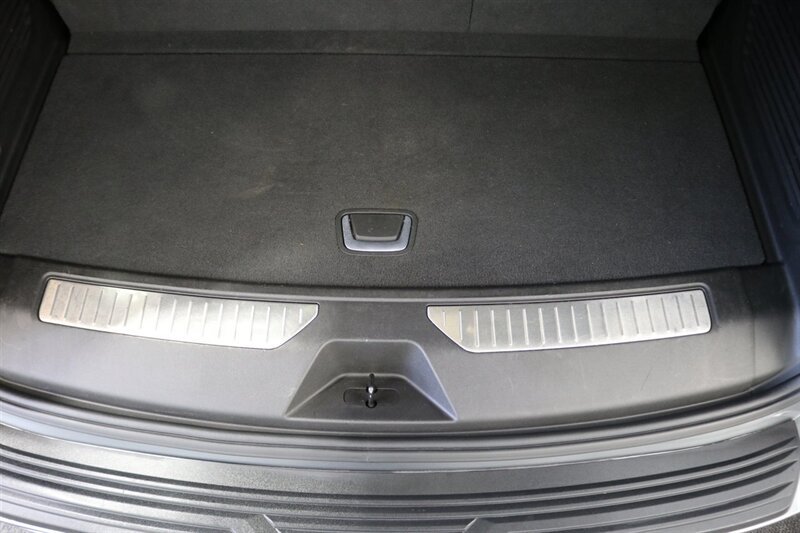 Used 2022 GMC Yukon Denali AWD/4WD image 65