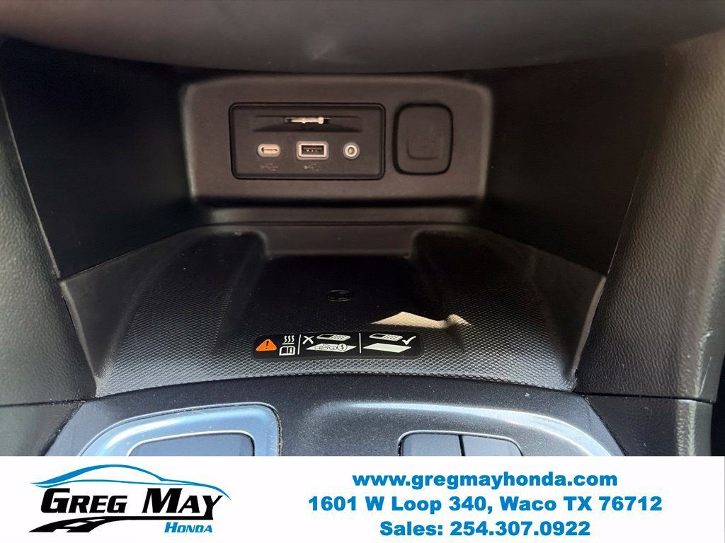 Used 2022 Chevrolet Equinox Premier AWD/4WD image 30