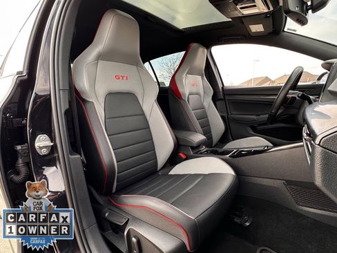 Used 2023 Volkswagen GTI SE image 27