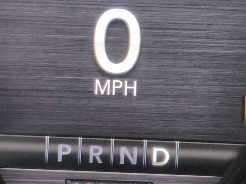 Used 2022 RAM 1500 Laramie RWD image 6