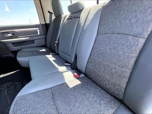 Used 2016 RAM 1500 Big Horn AWD/4WD image 24