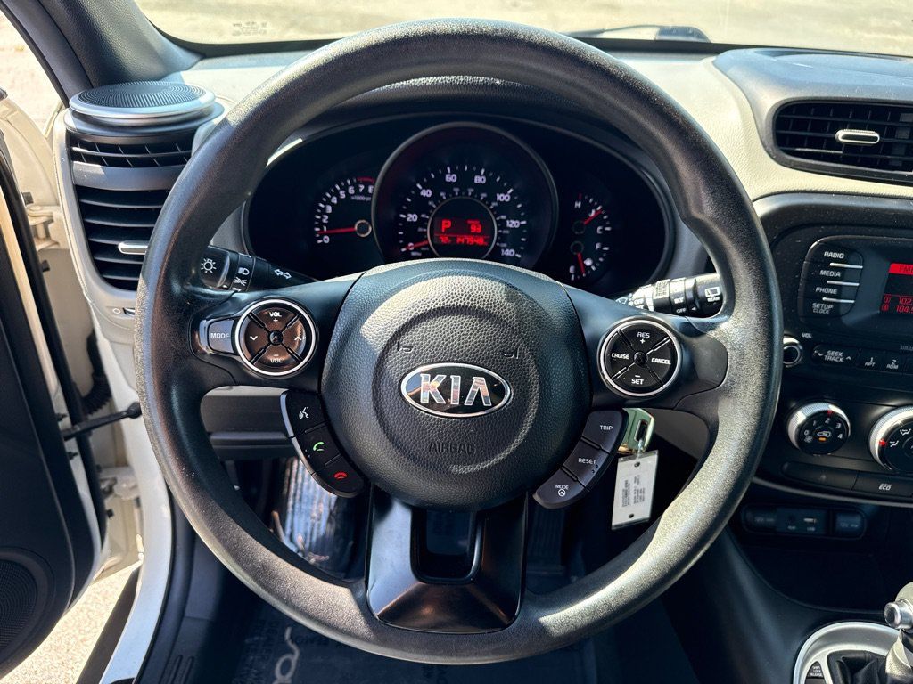 Used 2016 Kia Soul FWD image 10