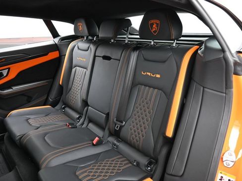 Used 2023 Lamborghini Urus S AWD/4WD image 26
