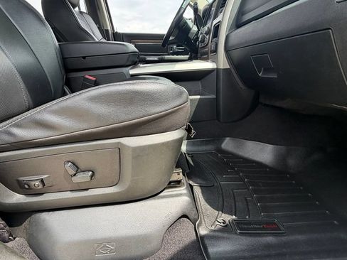 Used 2018 RAM 2500 Laramie AWD/4WD image 14