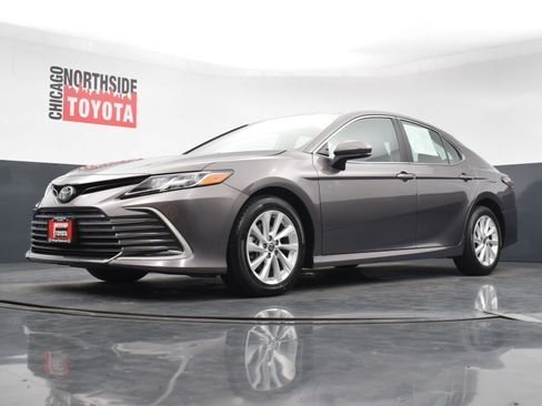 Used 2024 Toyota Camry LE image 30