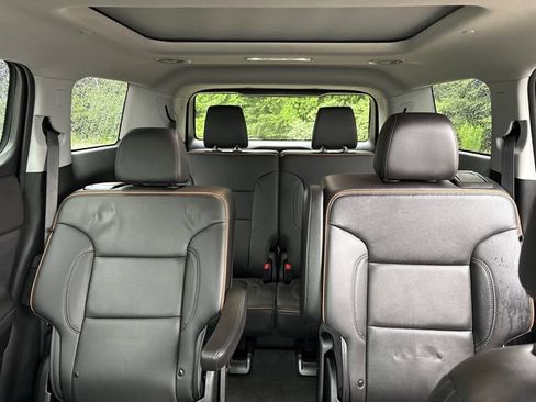 Certified 2023 GMC Acadia AT4 w/ Technology Package AWD/4WD image 36