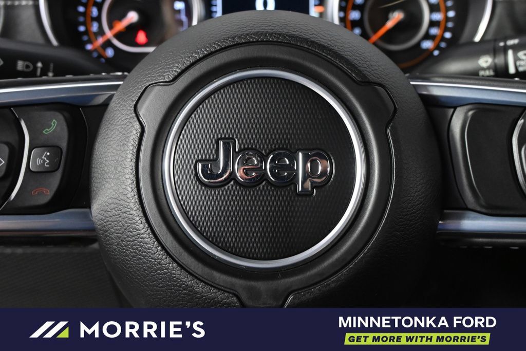 Used 2022 Jeep Gladiator Overland w/ Popular Equipment Package AWD/4WD image 35