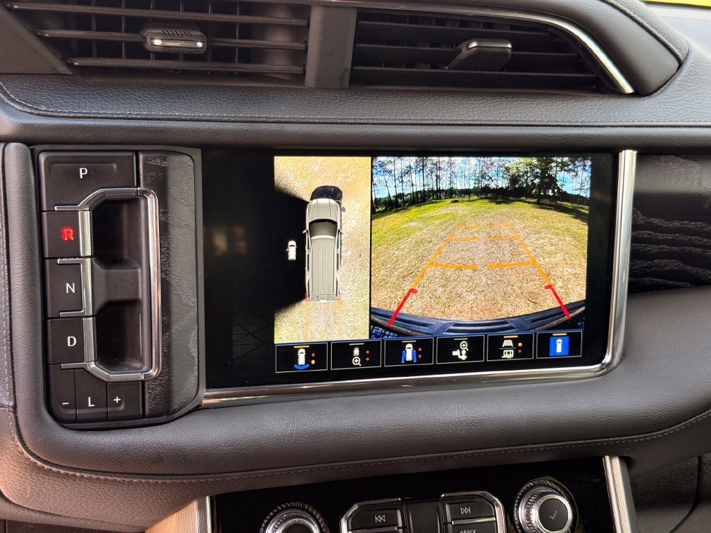 Used 2023 GMC Yukon Denali w/ LPO, Floor Liner Package AWD/4WD image 17