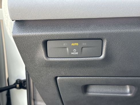 New 2026 Volkswagen Tiguan SE AWD/4WD image 27