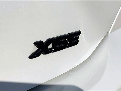 Used 2025 Toyota Camry XSE image 10