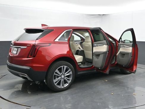 Used 2025 Cadillac XT5 Premium Luxury AWD/4WD image 60
