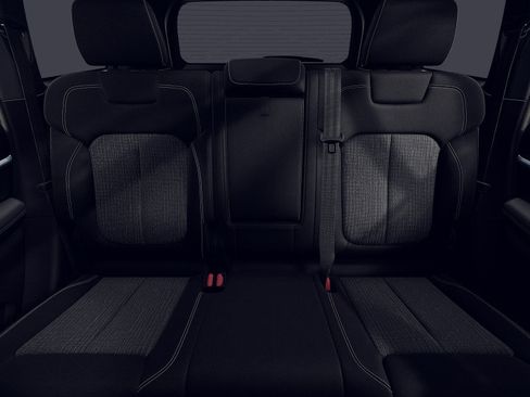 New 2026 Jeep Grand Cherokee Laredo image 3