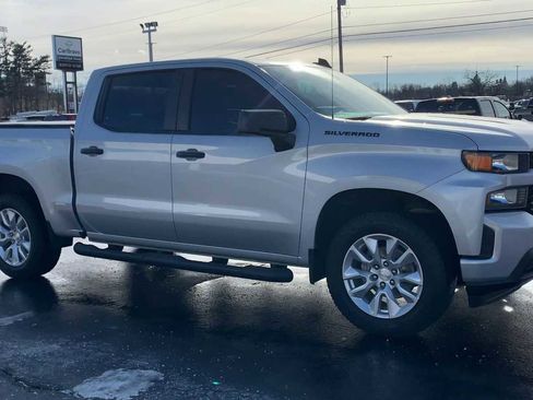 Certified 2022 Chevrolet Silverado 1500 Custom w/ LPO, Dark Essentials Package image 2