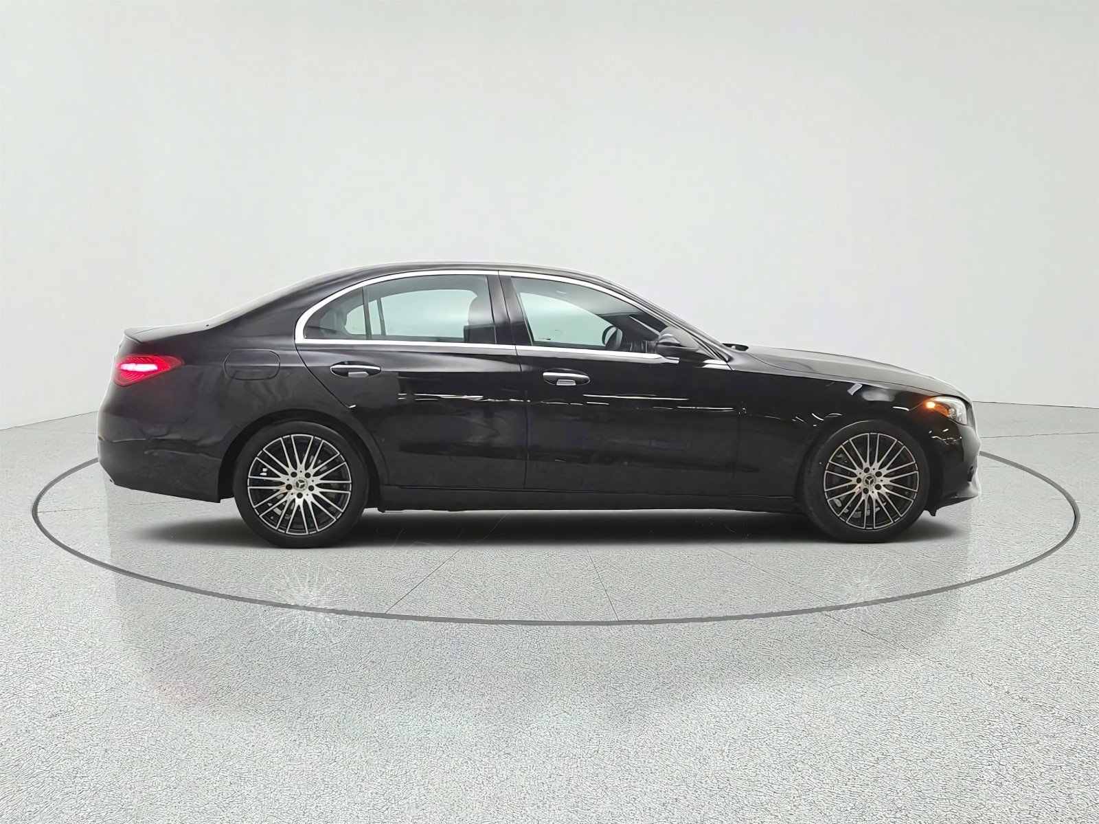 Certified 2024 Mercedes-Benz C 300 Sedan image 4