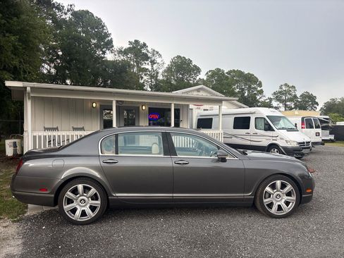 Used 2009 Bentley Flying Spur Flying Spur AWD/4WD image 8