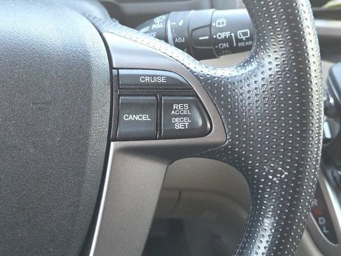 Used 2016 Honda Odyssey SE image 37