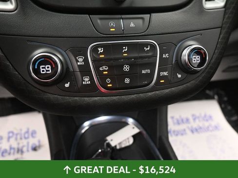 Used 2023 Chevrolet Malibu LT image 40