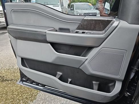 Used 2023 Ford F150 XLT RWD image 29