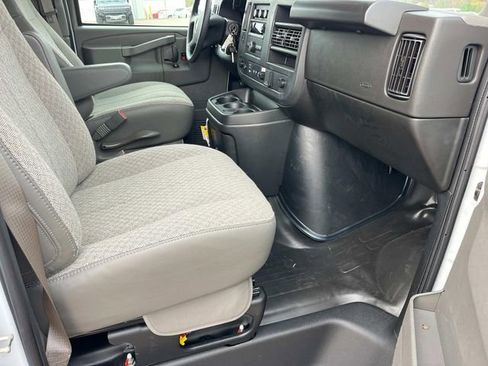 New 2025 GMC Savana 3500 w/ Power Convenience Package image 20