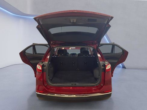 Used 2019 Chevrolet Equinox LT image 11