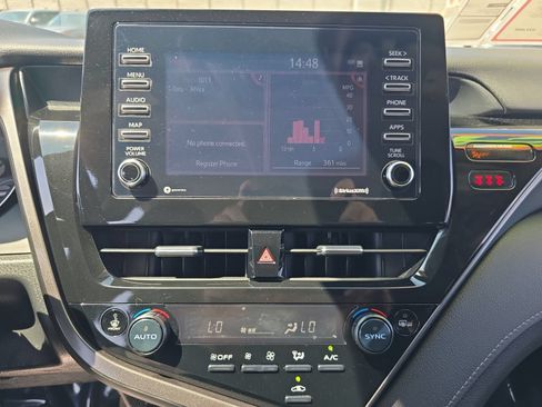 Certified 2024 Toyota Camry SE FWD image 16