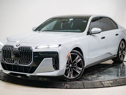 Used 2024 BMW 760i xDrive w/ Executive Package image 1