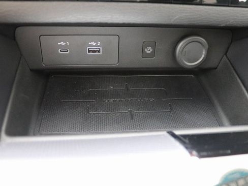 Used 2025 Mitsubishi Outlander SEL image 20