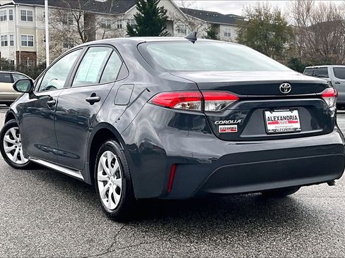 Used 2024 Toyota Corolla LE image 11