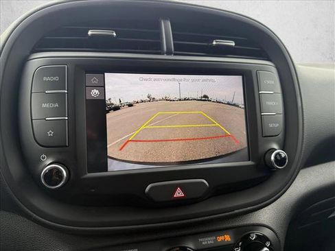 Used 2024 Kia Soul LX w/ Option Group 015 image 18